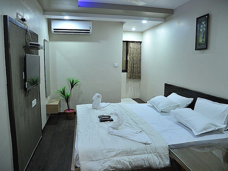 undefined HOTEL ANJANI INN 8