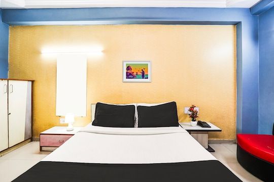 Hotel Vibrant Residency Classic Room 3