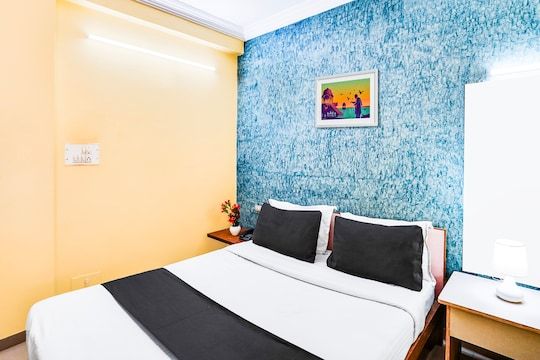 Hotel Vibrant Residency Classic Room 4