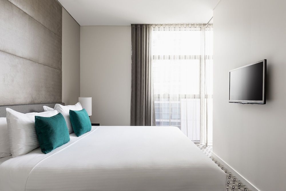 Fraser Suites Sydney Deluxe Apartment, 1 Bedroom 2