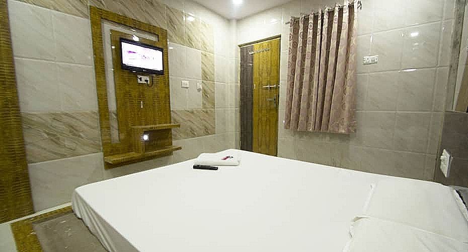 undefined Hotel Satyam 10