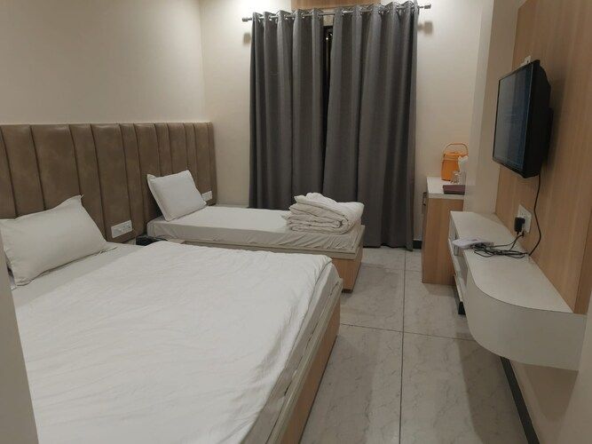 Super Deluxe Triple Bedroom with balcony