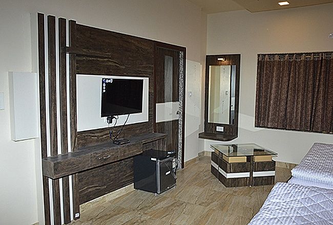Luxury Family Suite Room