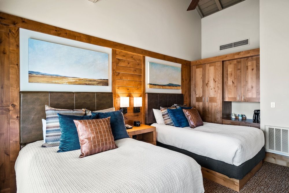 Sunriver Resort Room, 2 Double Beds 3