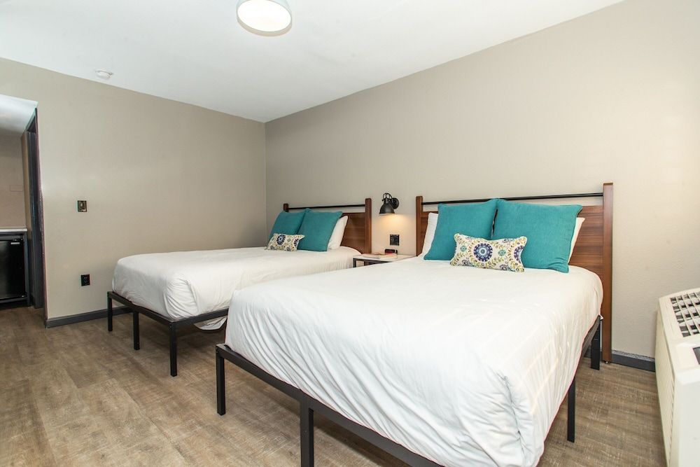 2 Double Beds, Non Smoking