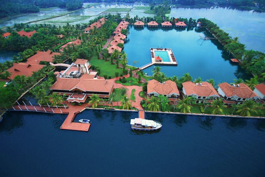 undefined Sterling Lake Palace Alleppey 2