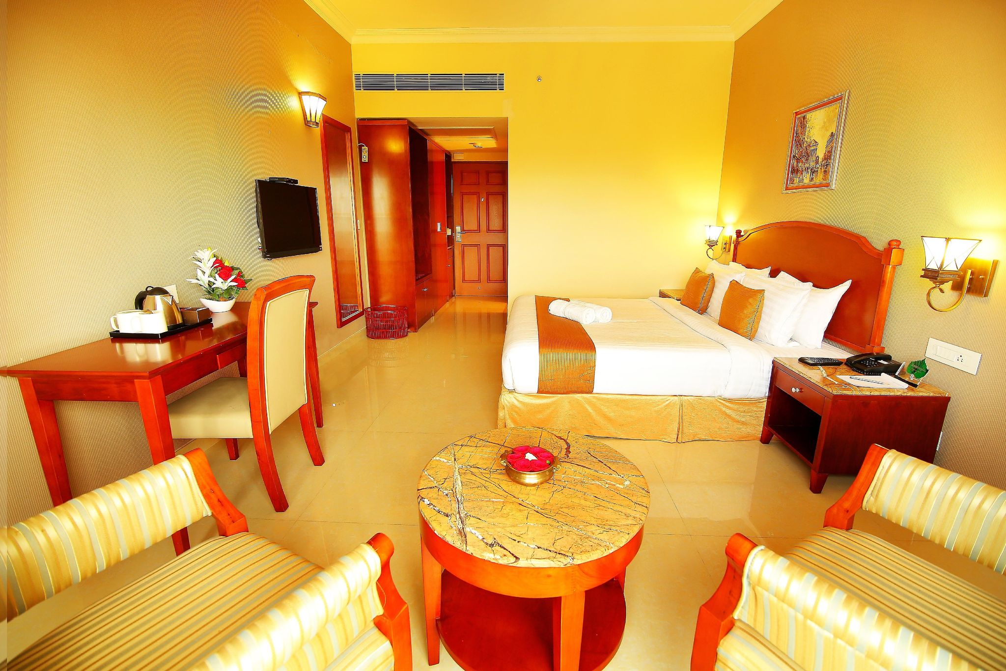 Camelot Alleppey Deluxe Double Room 4