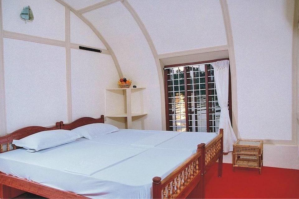 undefined ATDC House Boat 4