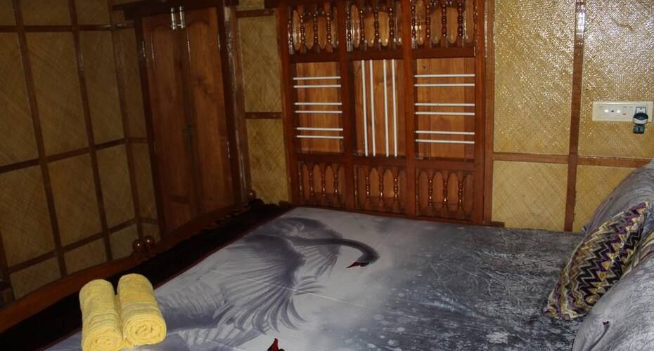 undefined Royal Palace Standard Houseboat 5