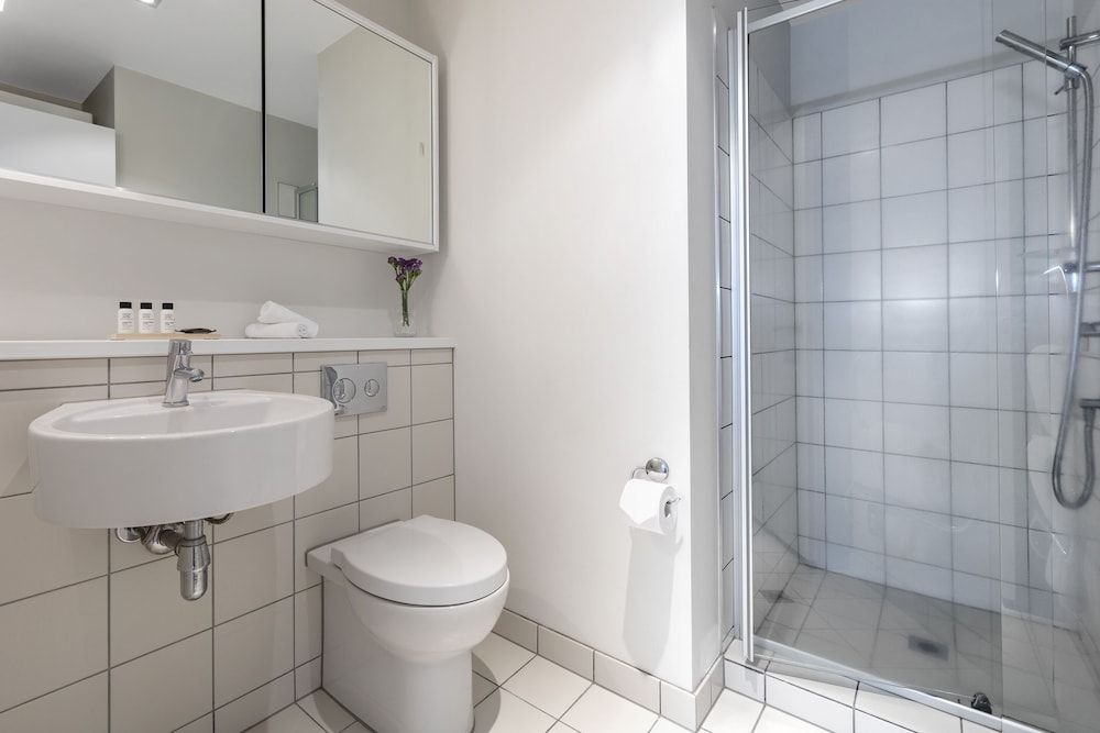 1 Bedroom City View (No Housekeeping)