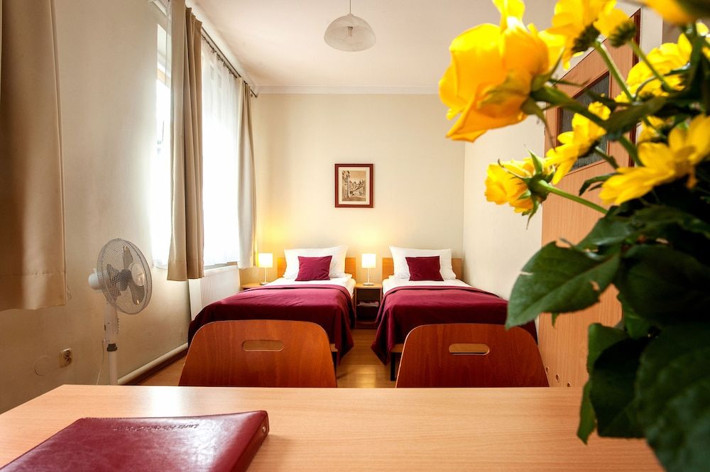 Maly Krakow Aparthotel Standard Double or Twin Room 4