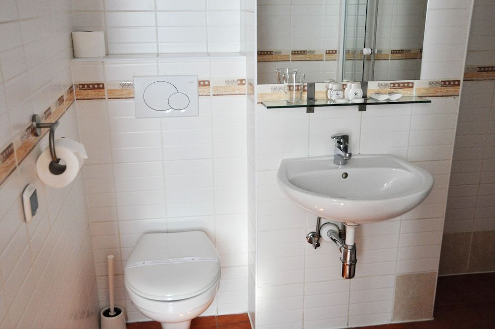 Maly Krakow Aparthotel Standard Single Room 4