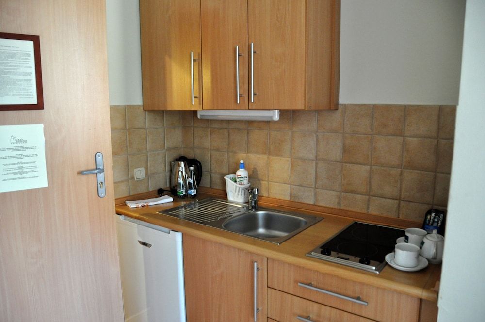 Maly Krakow Aparthotel Standard Double or Twin Room 10