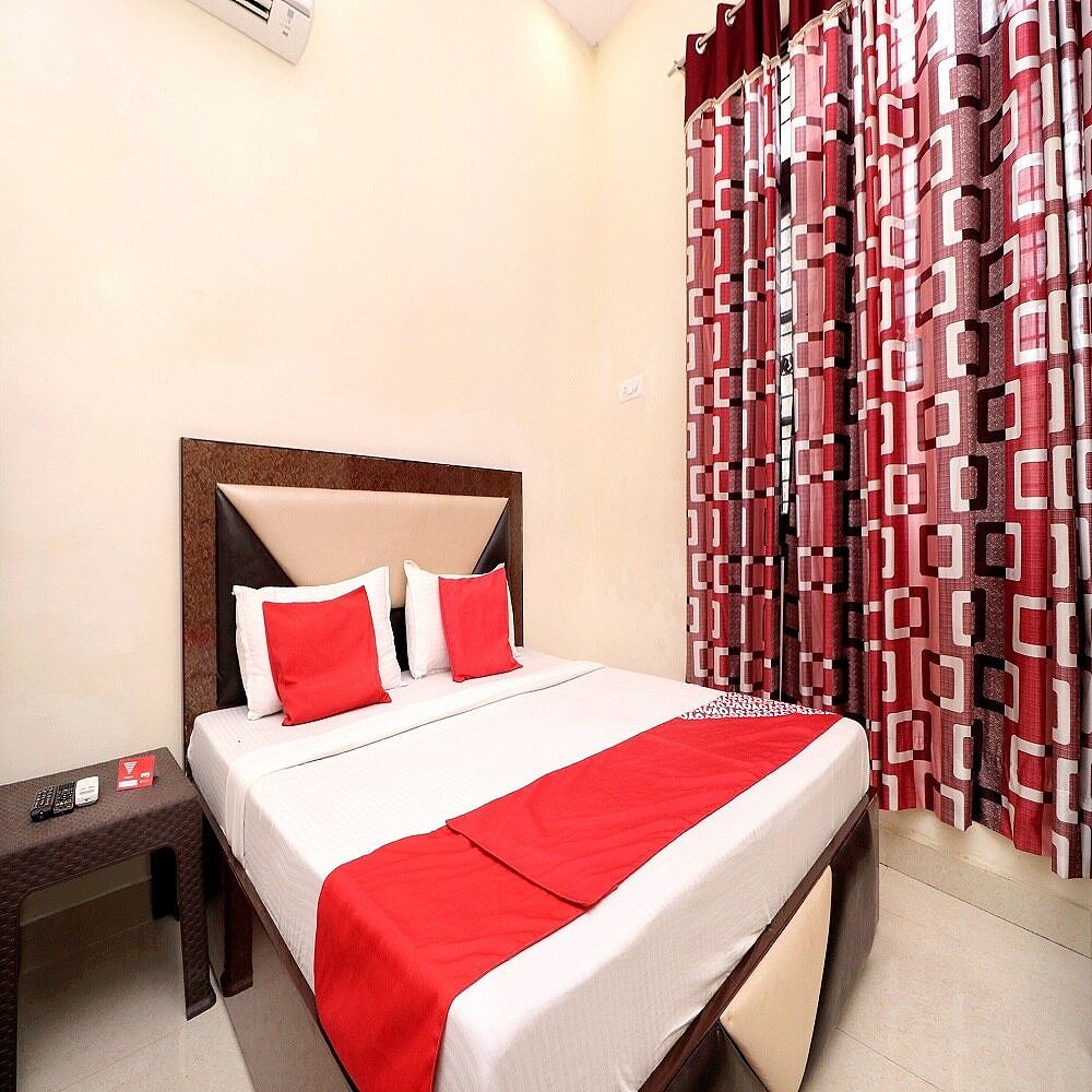undefined Hotel Sitara Niwas 4