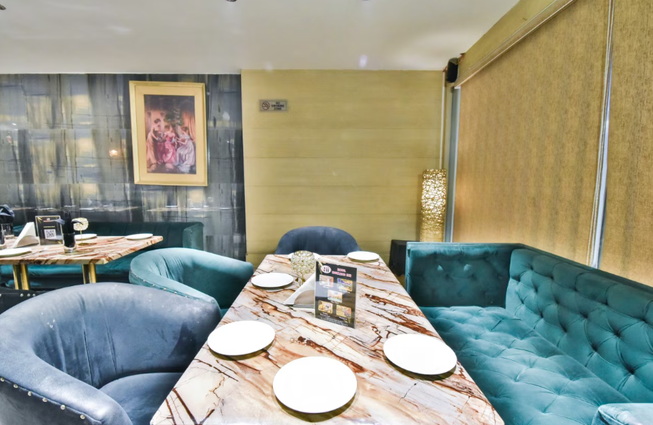undefined Hotel Highland Inn 4