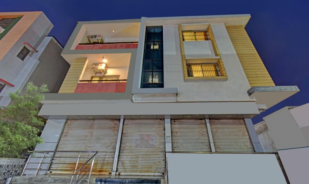 Treebo Trip Platinum Inn Jalna Road