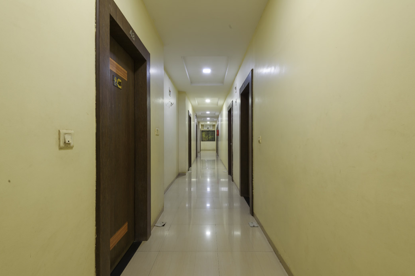 undefined Tourists Home 3