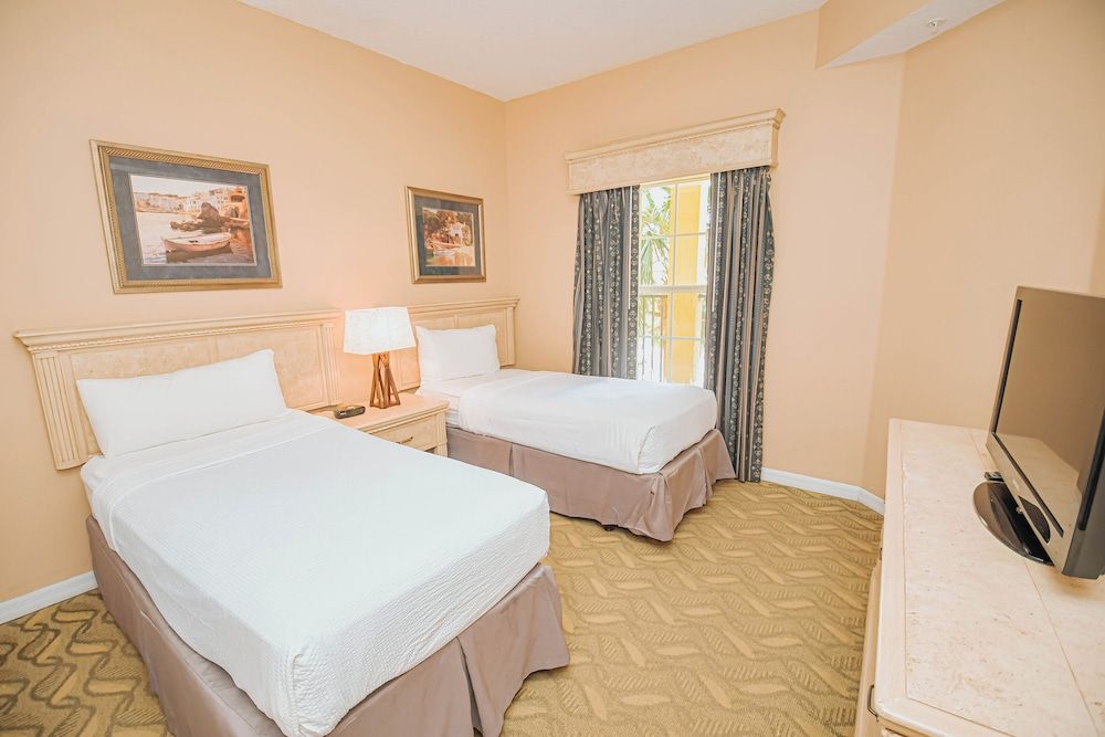 WorldQuest Orlando Resort Deluxe Suite, 2 Bedrooms (2 Bathrooms)