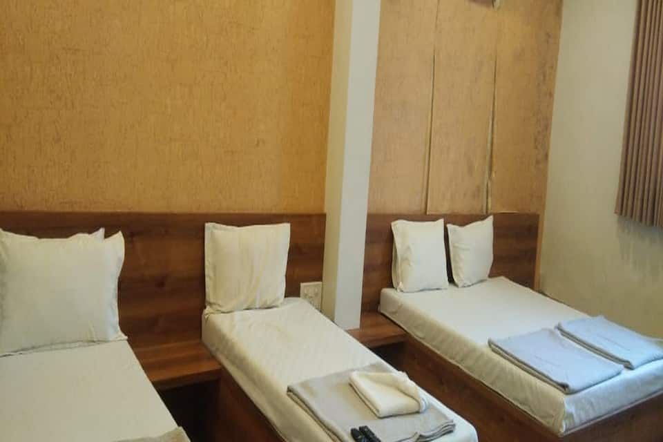 undefined Hotel Midtown 8