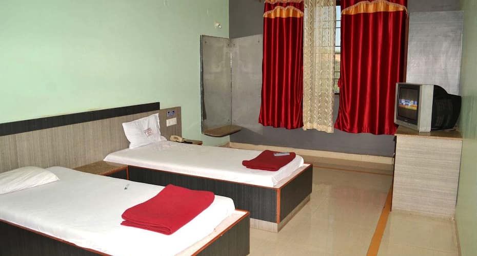 undefined Hotel Akshay International 8