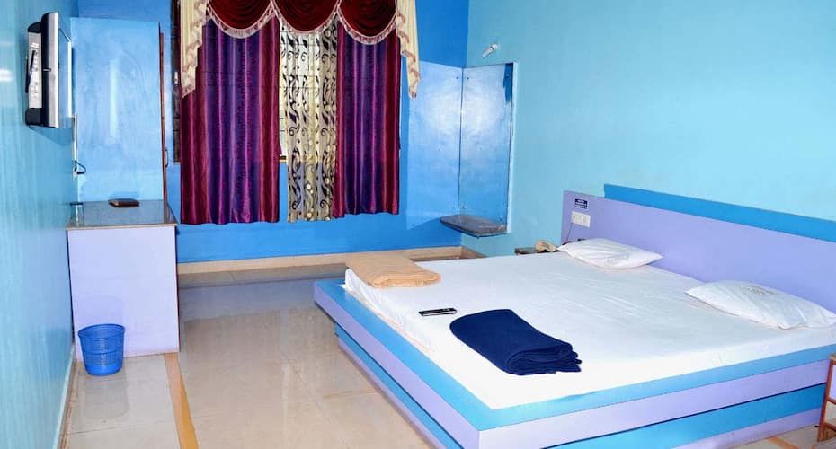 undefined Hotel Akshay International 7