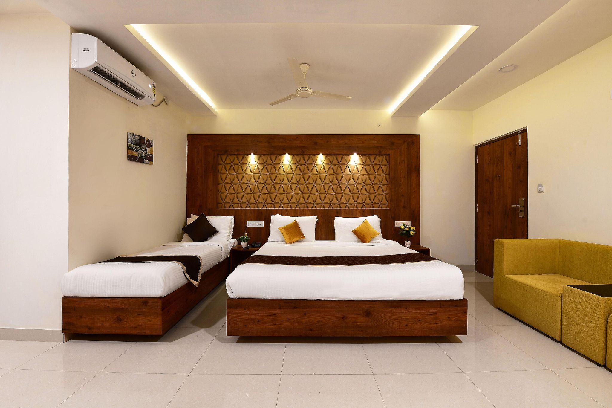 undefined Hotel B V Colours 9