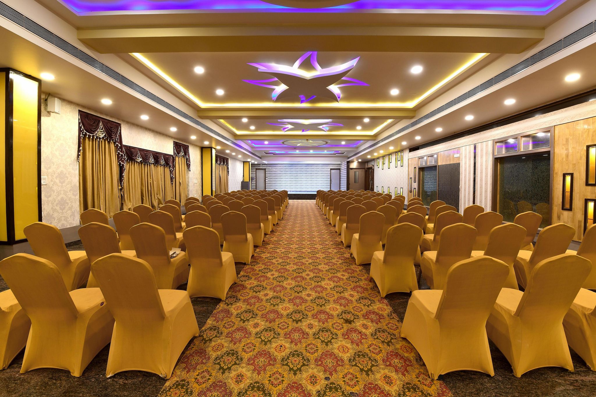 undefined Hotel B V Colours 8