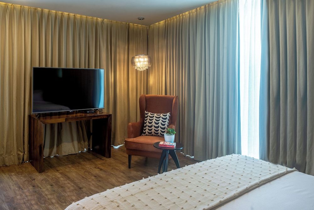 Olive Hotel Mg Road Dunsvirk Inn by Embassy Group Standard Room 14