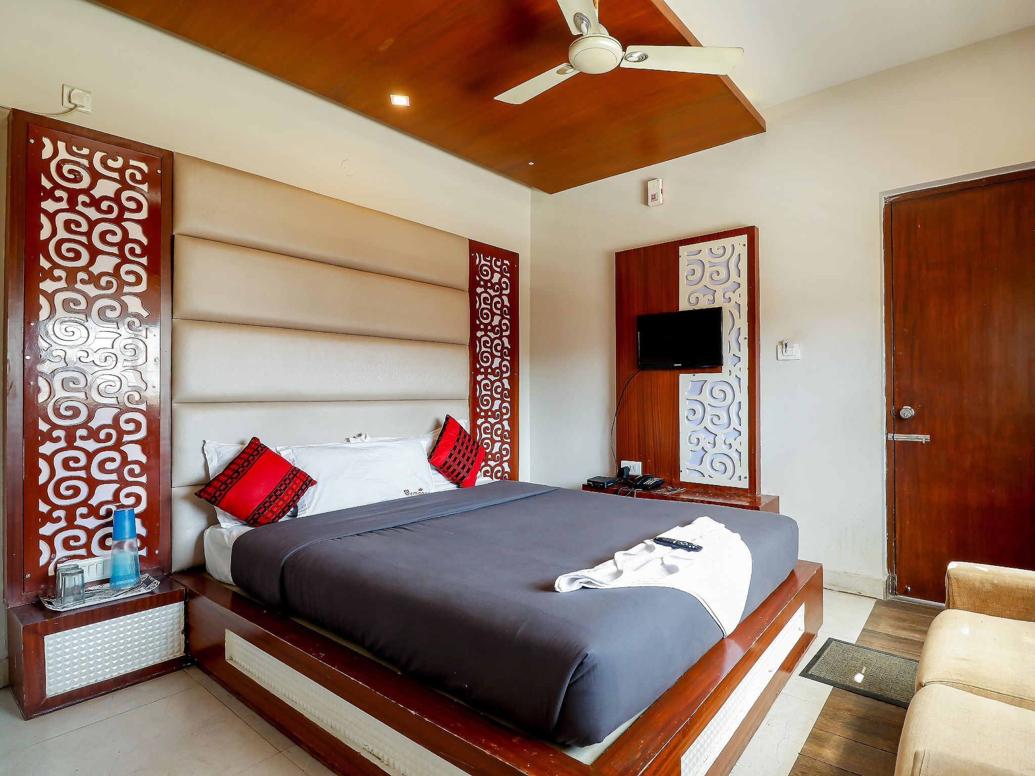 Empark Economy Double Room 13