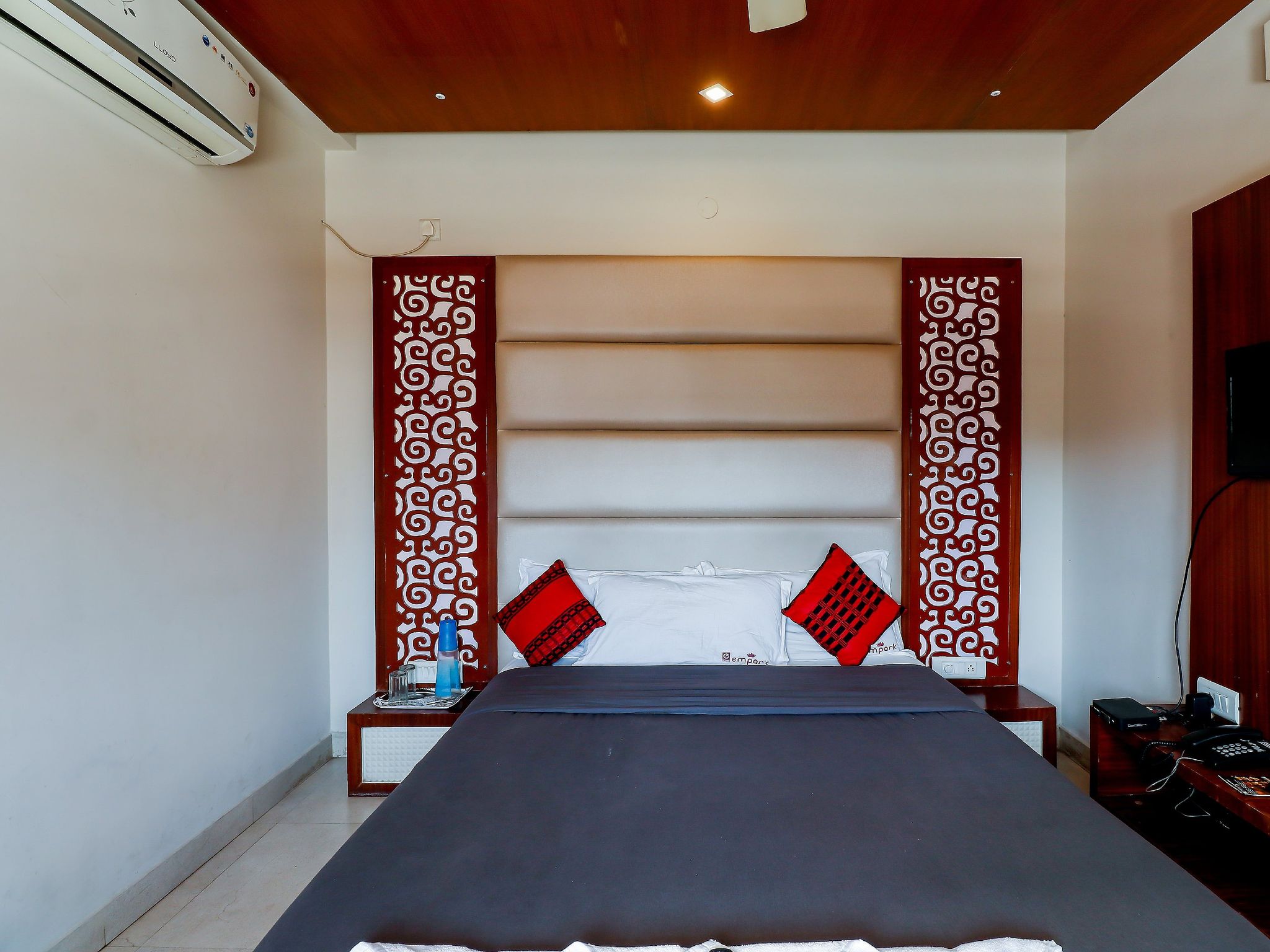 Empark Economy Double Room 6