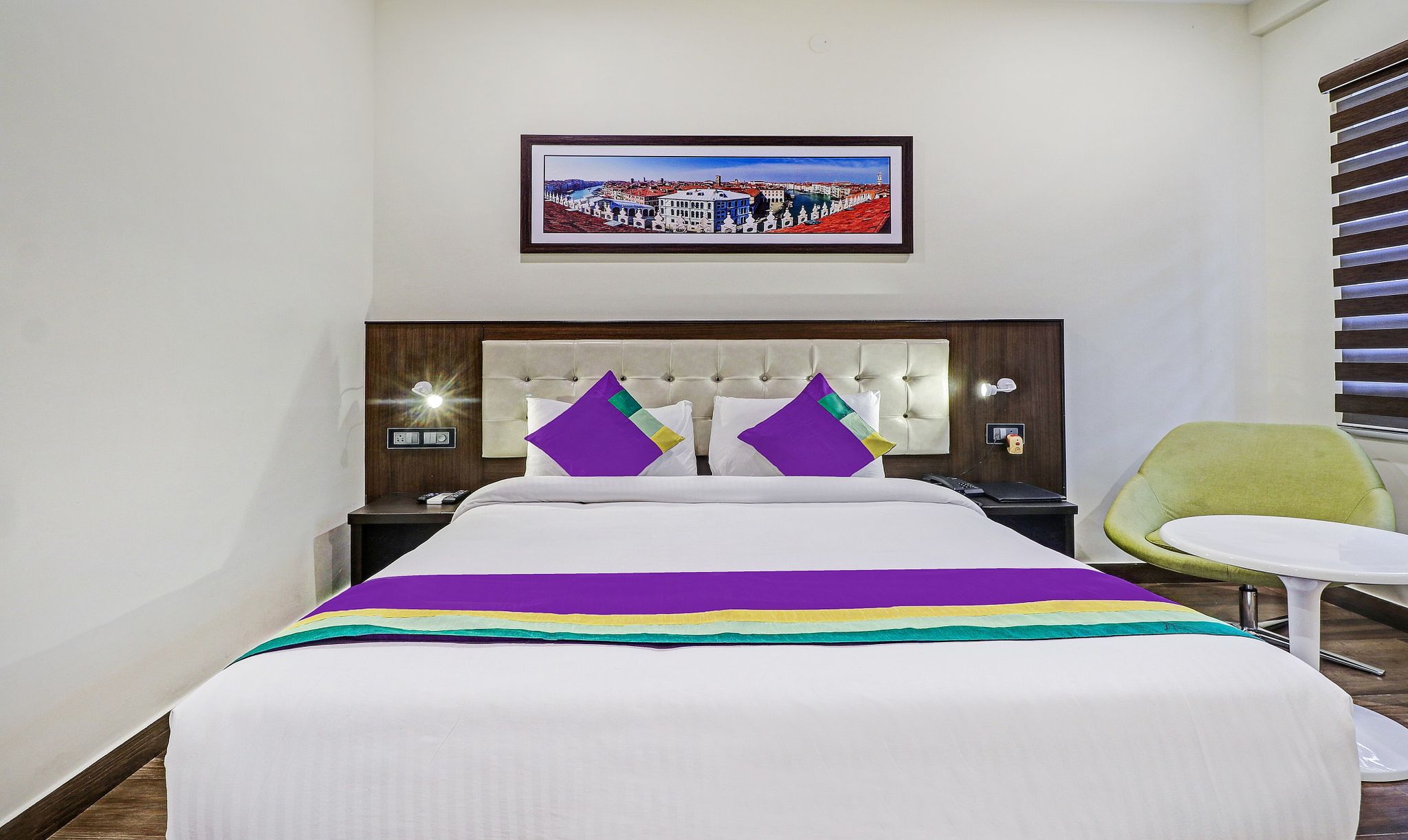 Treebo Premium Raj Vista Global Village Deluxe Double Room 6