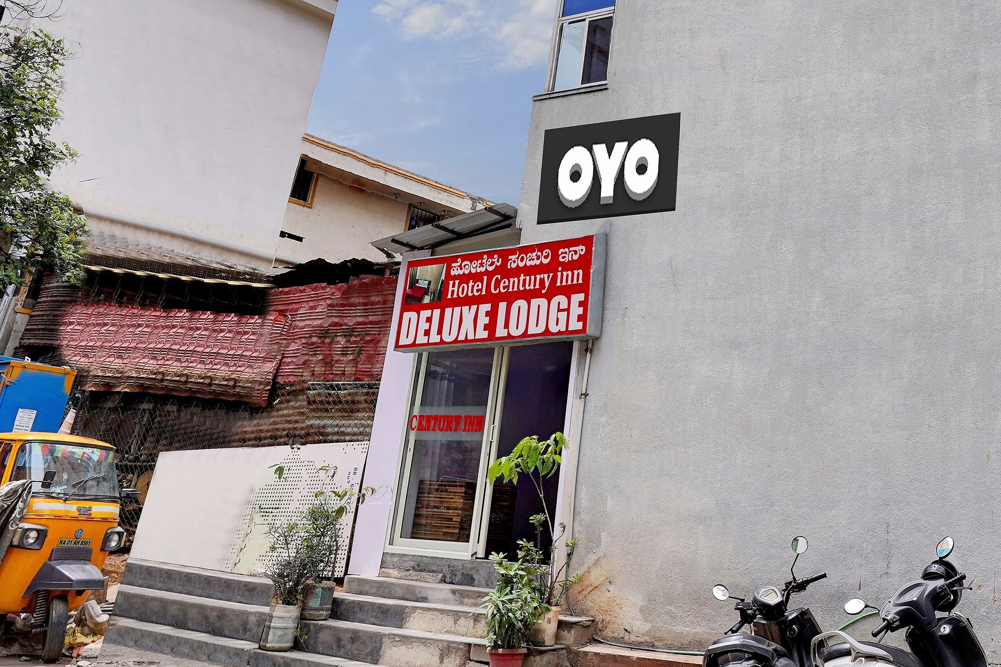 undefined Hotel O Century Inn Deluxe Lodge 4