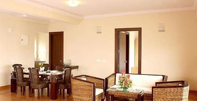 Food & Dining