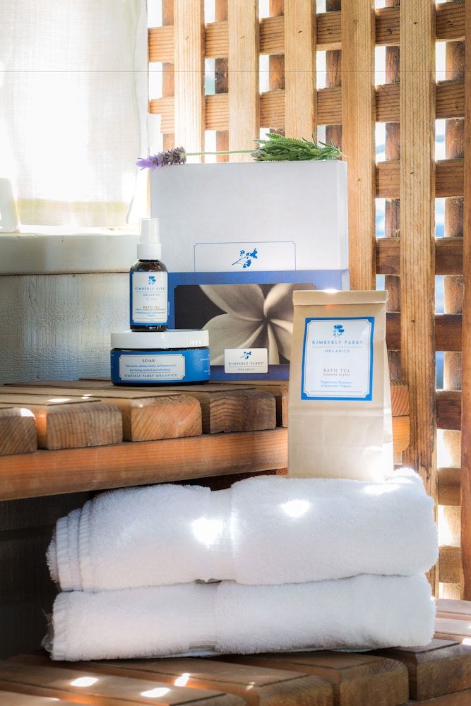 Lavender, A Four Sisters Inn Deluxe King + Outdoor Tub (ADA) 3