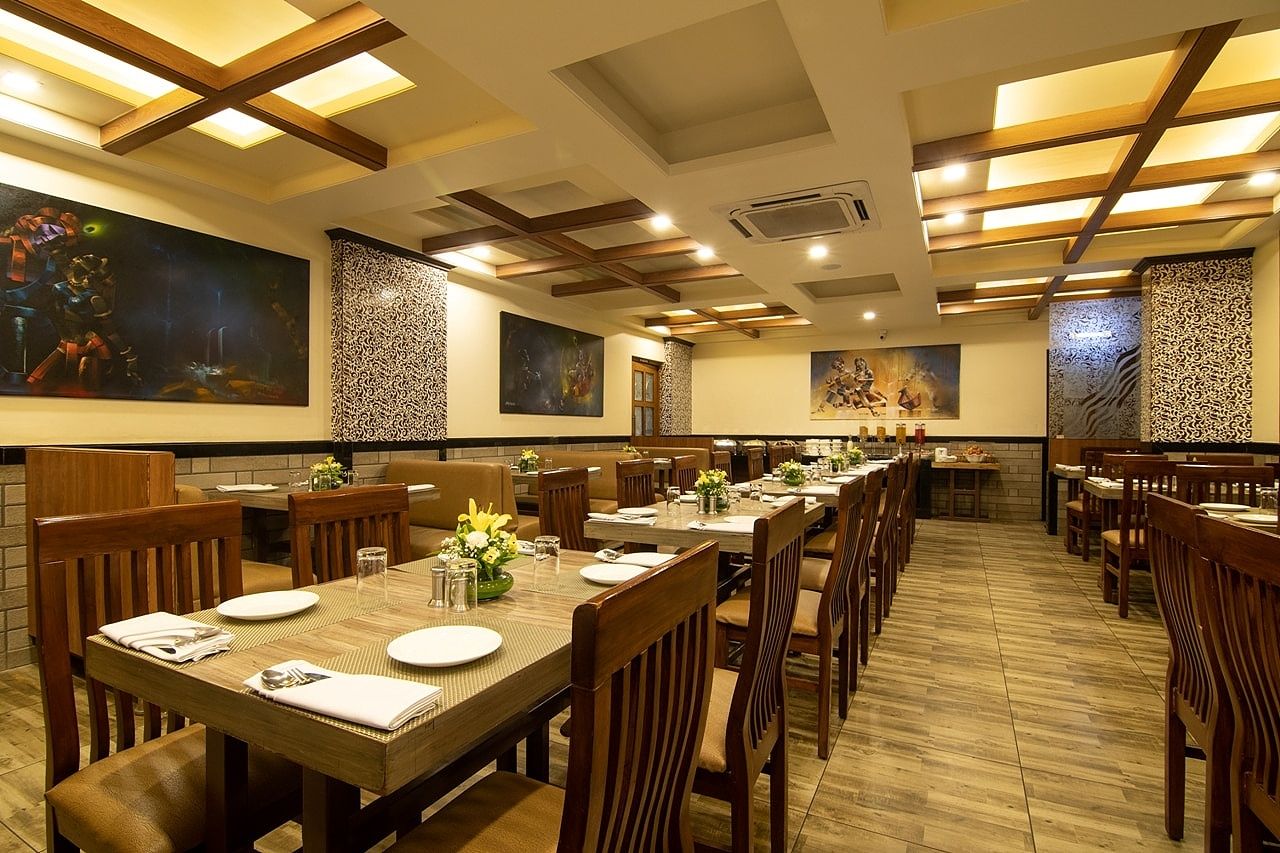 Food & Dining
