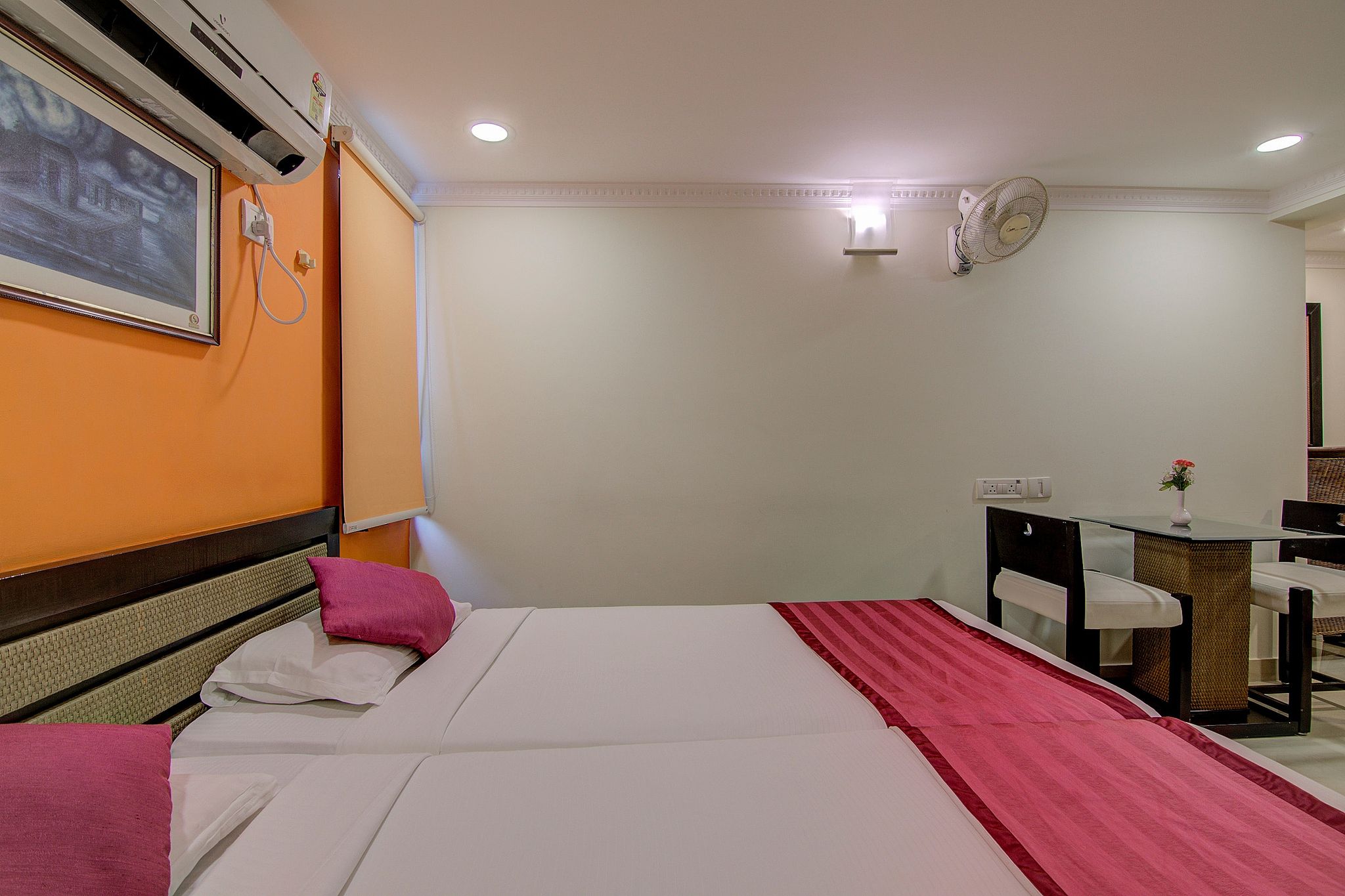 Shilton Suites - Ulsoor Road Deluxe Suite Single Room - Generic - YCHS 6