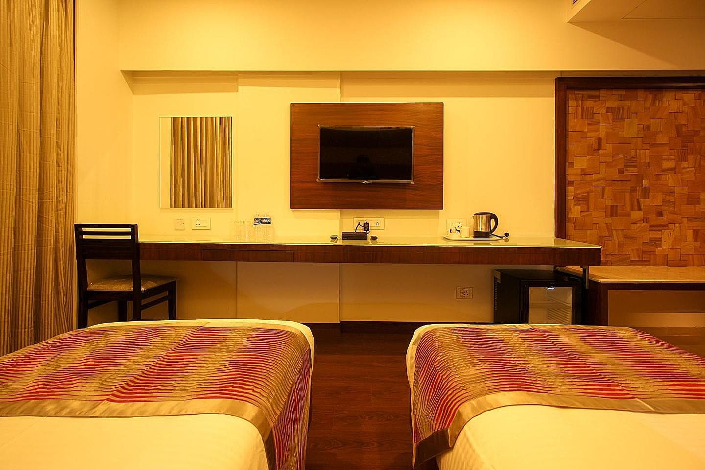 Hotel Palladium Suites Superior Twin Room 24