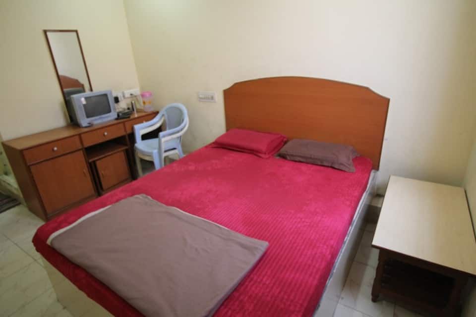 undefined Nisarga Hotel (KR Puram) 10