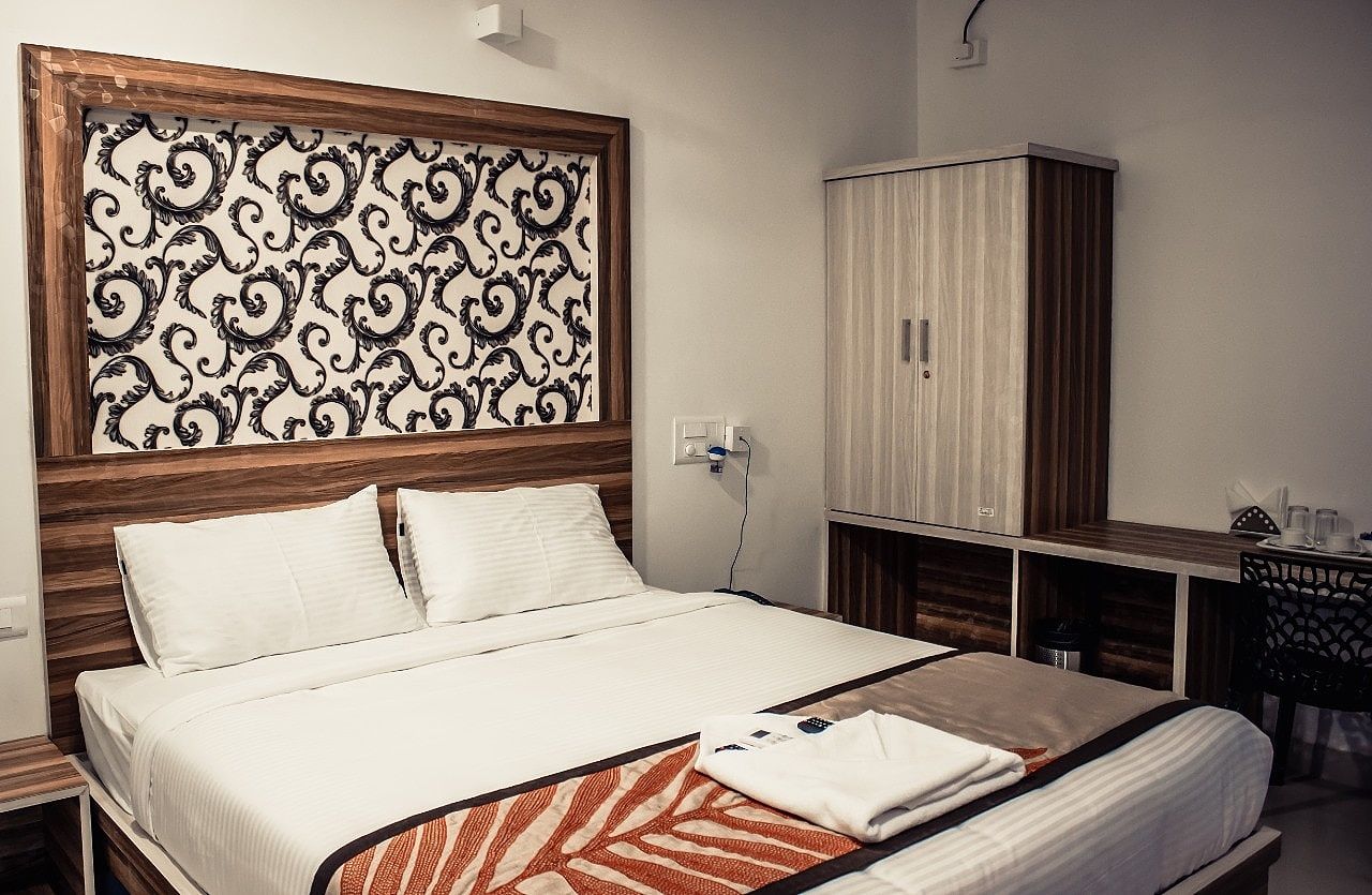 Hotel Dhruv Palace Deluxe 9