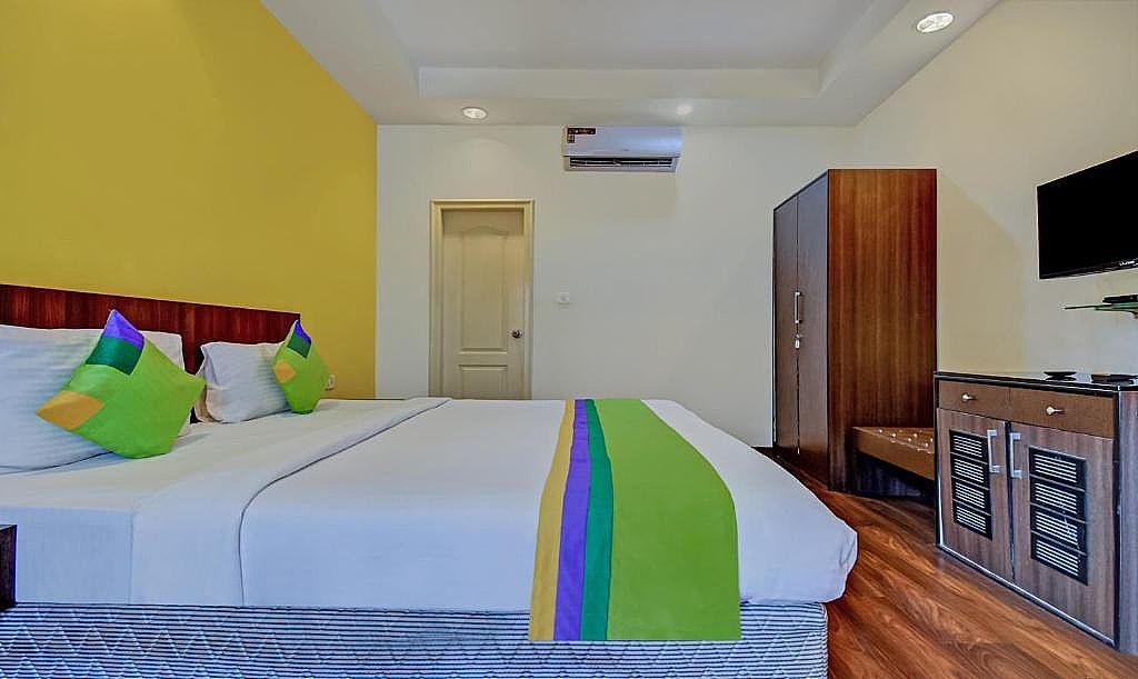 Treebo Elmas Boutique Standard Double Room 6