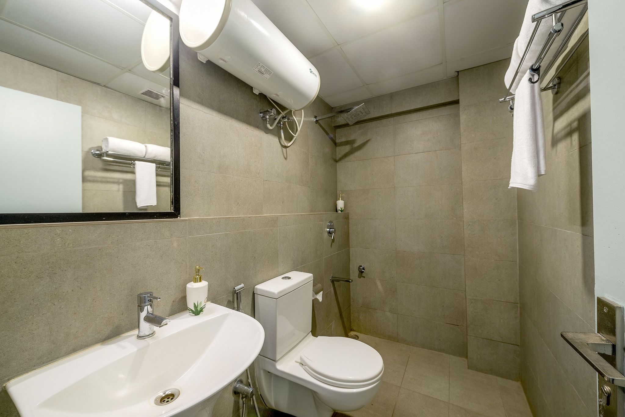 Olive Hotel Indiranagar by Embassy Group Standard Double Room 6