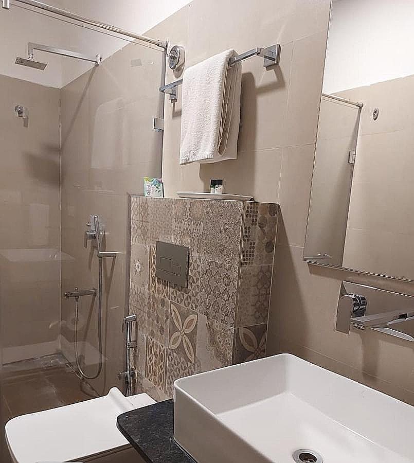 Parkwood Suites-Kadubeesanahall Deluxe Double or Twin Room 4