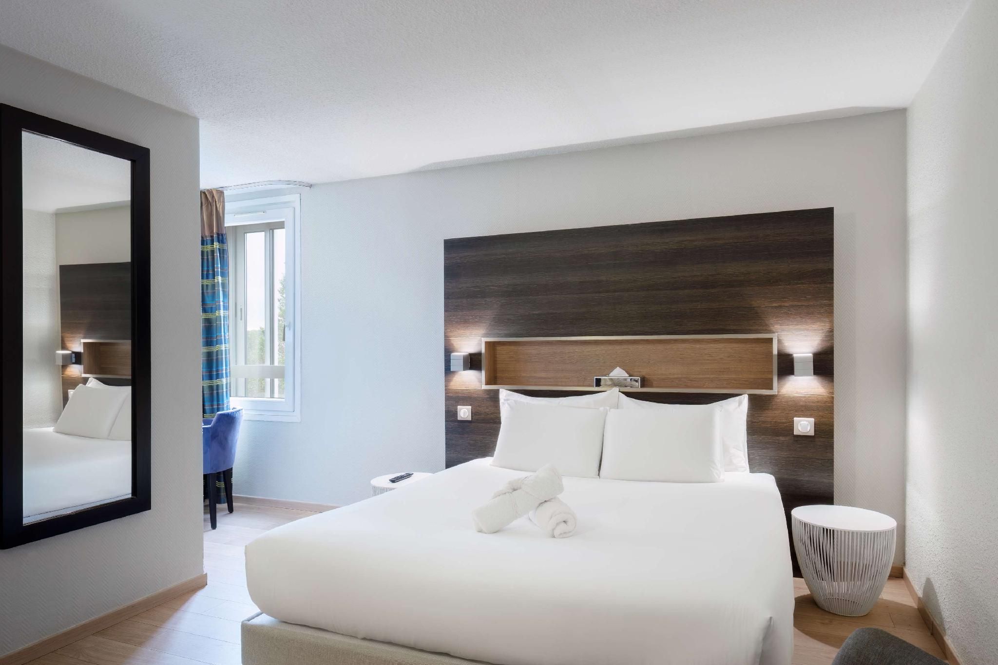 Kyriad Belfort Hotel Superior Room - 1 Double Bed 2