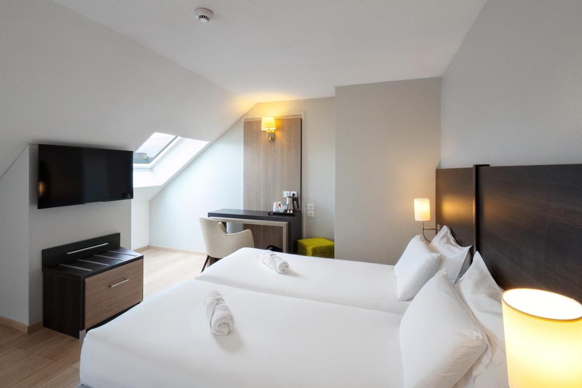 Kyriad Belfort Hotel Triple Room - 1 Double Bed 1 Single Bed 2