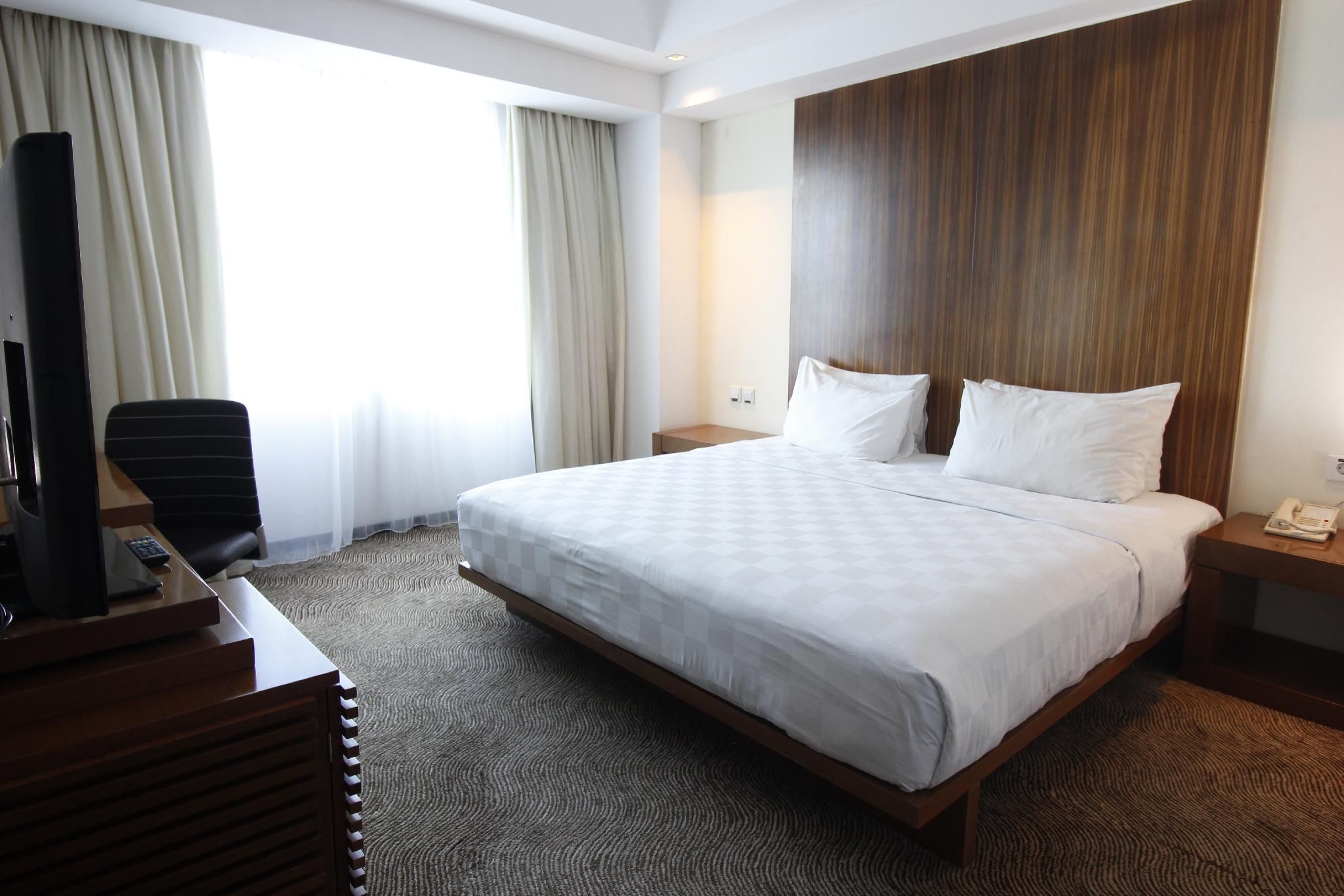 Junior Suite Room with 1 king-size bed