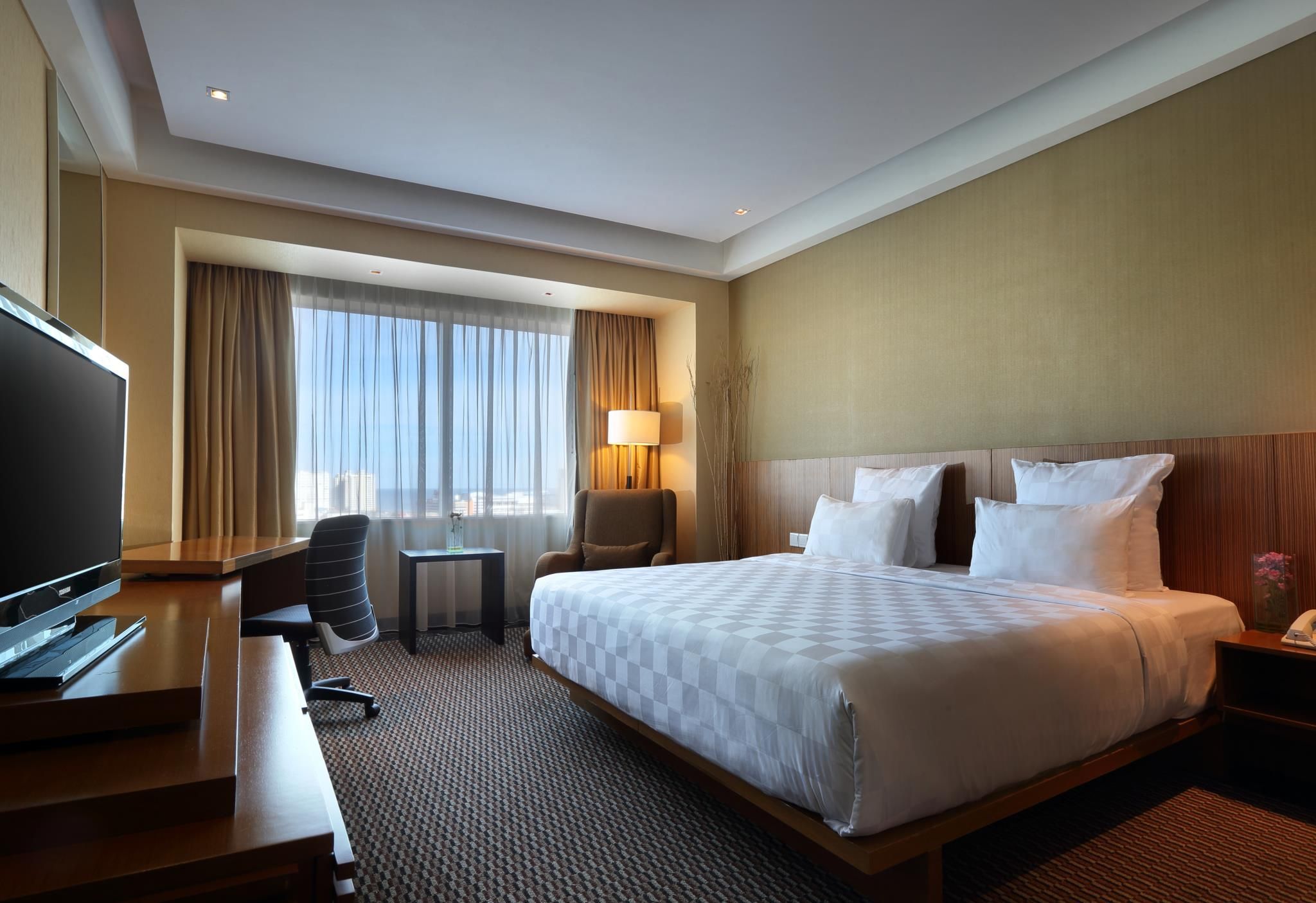 1 Bedroom Deluxe King Bed