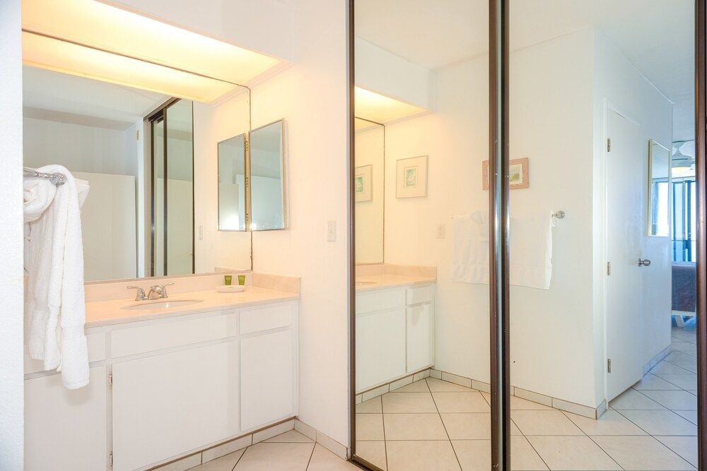 Capri by the Sea by All Seasons Resort Lodging 2 Bedroom Condominium - 203 11