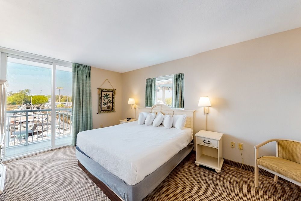 Harbourgate Marina Club Suite, 3 Bedrooms 3