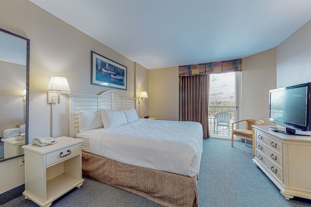 Harbourgate Marina Club Suite, 3 Bedrooms 9