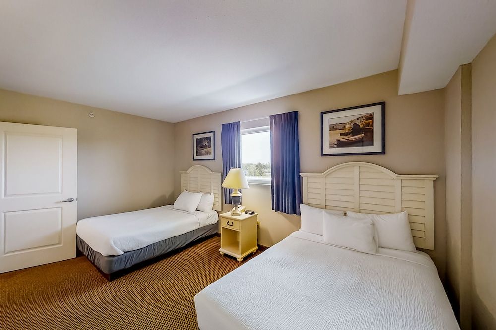 Condo, 2 Bedrooms